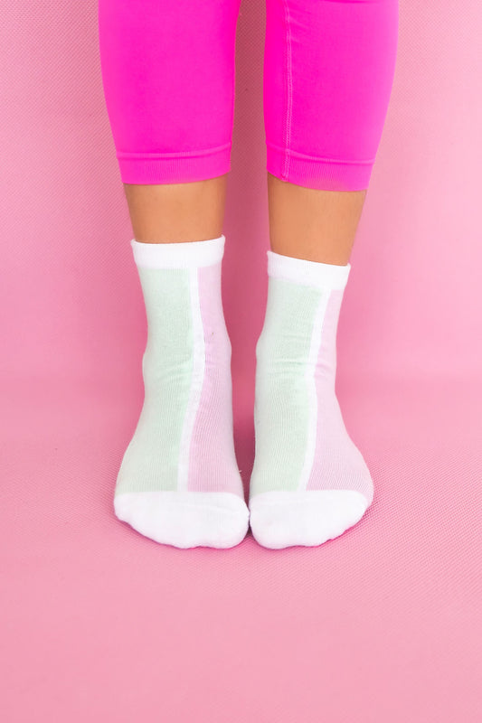 Splits Grippy Socks